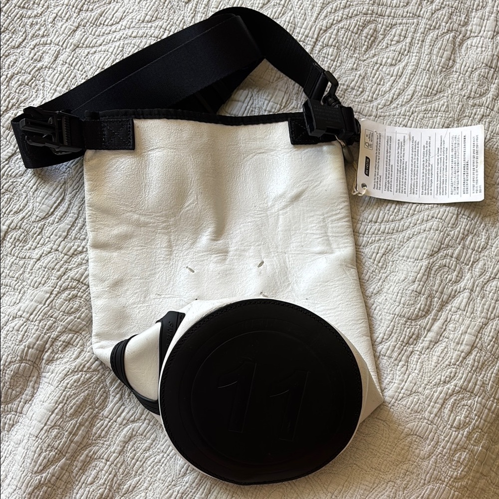 Maison Martin Margiela White and Black Shoulder bucket bag